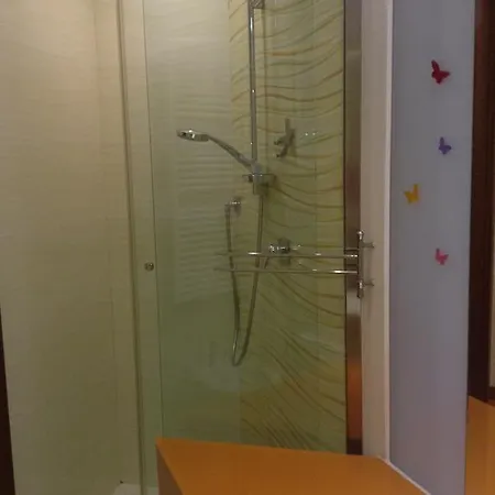 Apartamento Angela Casa E Per Vacanze